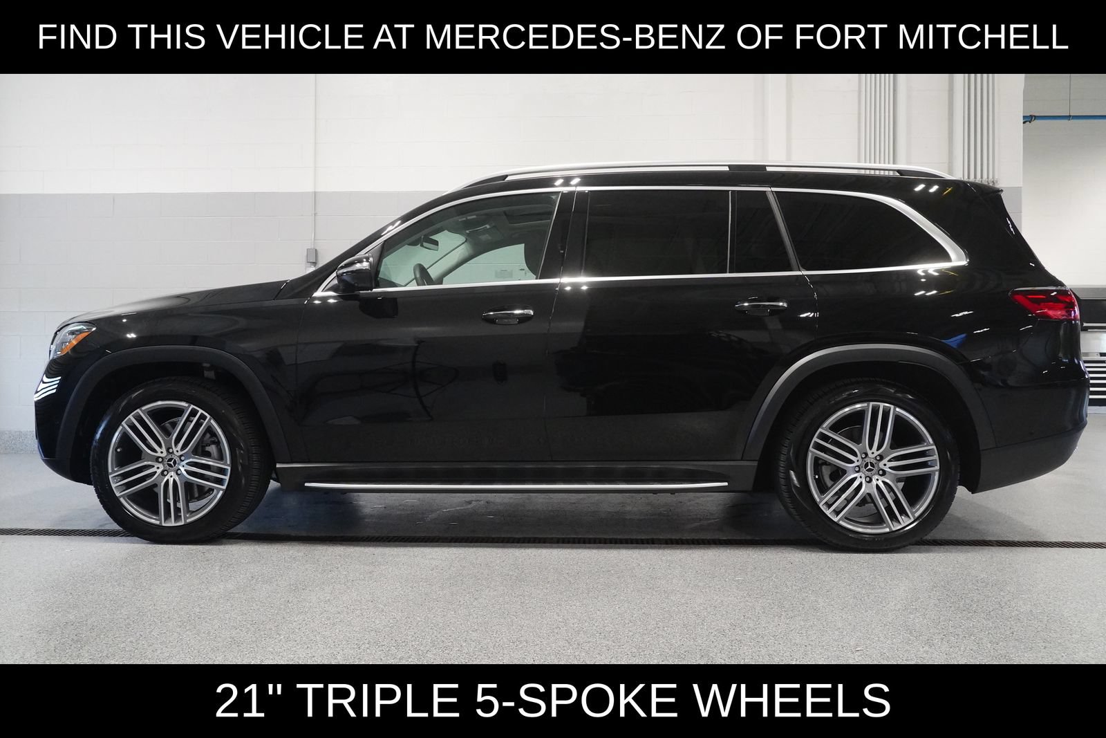 Used 2026 Mercedes-Benz GLS 450 4MATIC image 3