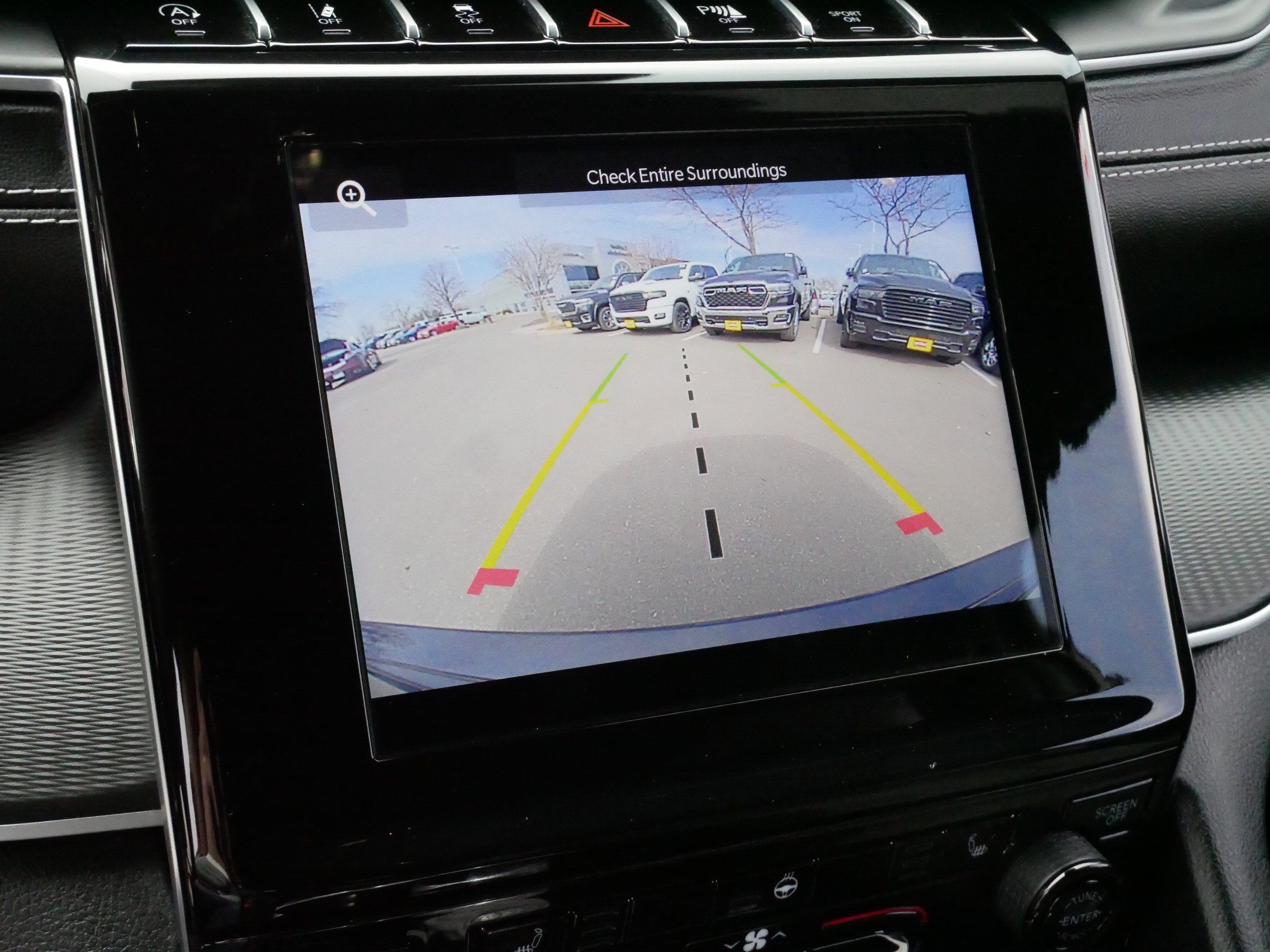 Used 2023 Jeep Grand Cherokee Altitude image 28