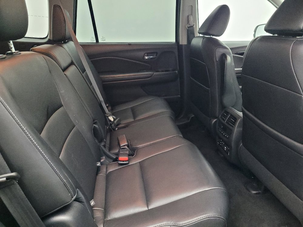 Used 2018 Honda Pilot Touring image 19