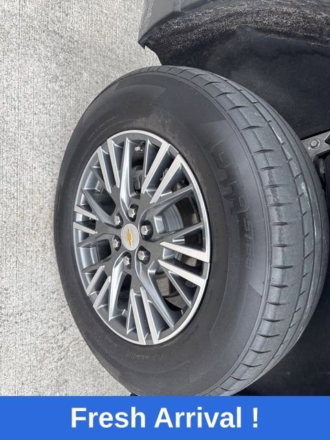 Used 2024 Chevrolet Traverse LS FWD image 20