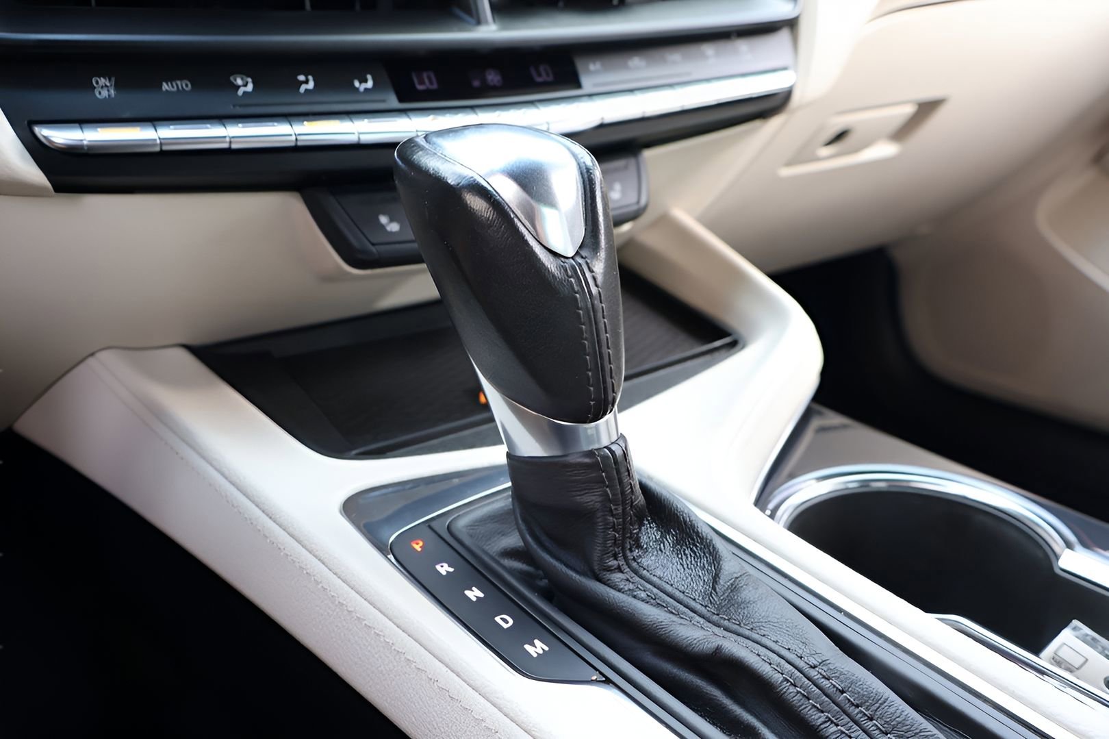 Used 2023 Cadillac CT4 Luxury w/ Cold Weather Package image 24