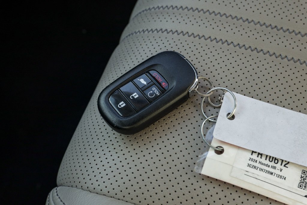 Used 2024 Honda HR-V EX-L image 35