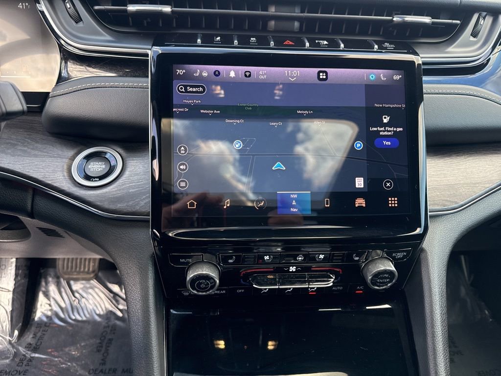 Certified 2023 Jeep Grand Cherokee L Overland w/ Rear Seat Video Group I image 13