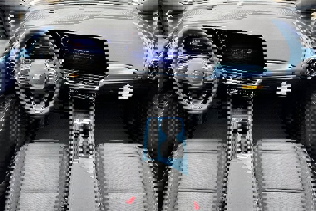 New 2026 Chevrolet Equinox EV LT image 13