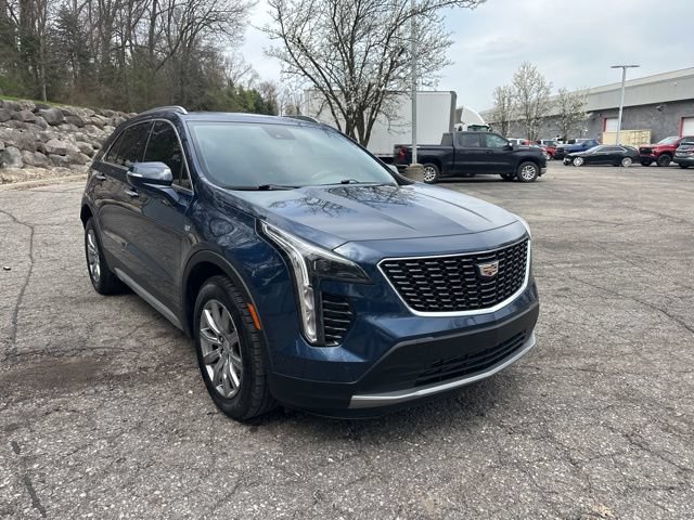 Used 2021 Cadillac XT4 Premium Luxury AWD/4WD image 7