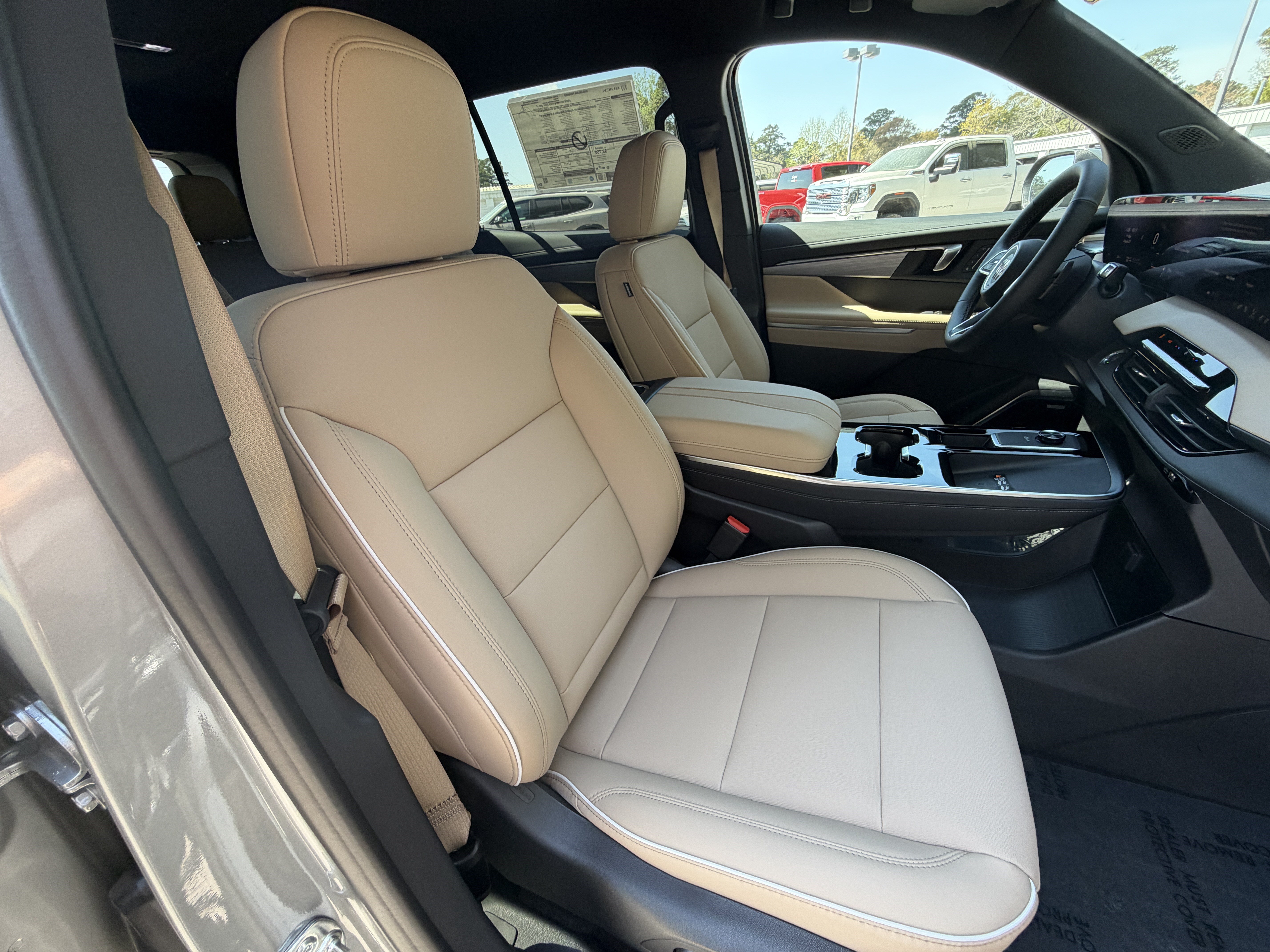 New 2027 Buick Enclave Preferred w/ Power Package FWD image 18