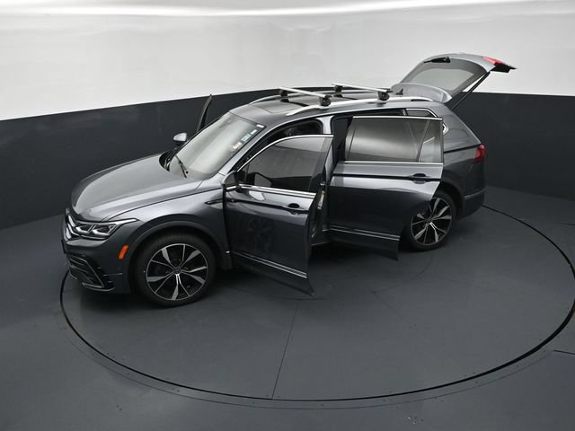 Used 2022 Volkswagen Tiguan SEL R-Line AWD/4WD image 26