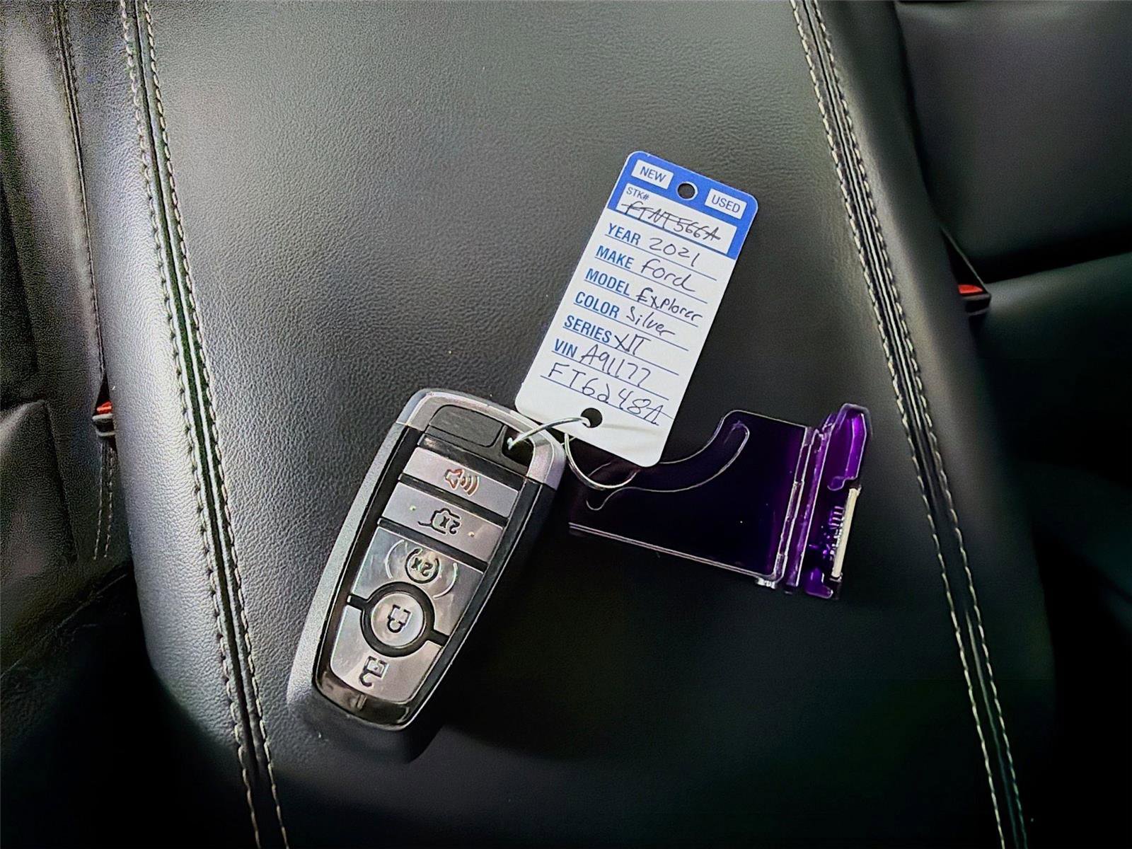 Used 2021 Ford Explorer XLT w/ Equipment Group 202A image 33