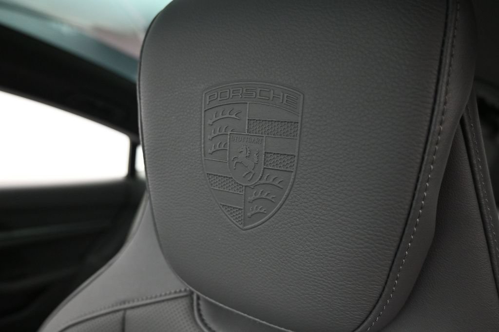 Certified 2026 Porsche Taycan RWD image 9