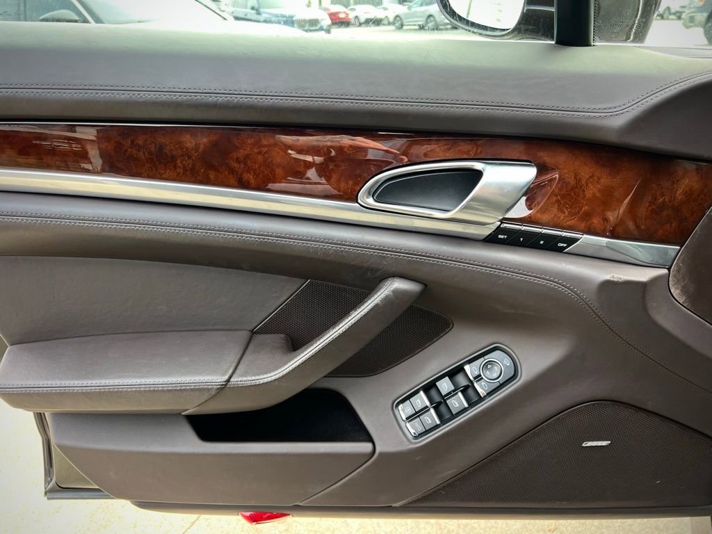 Used 2011 Porsche Panamera S image 30