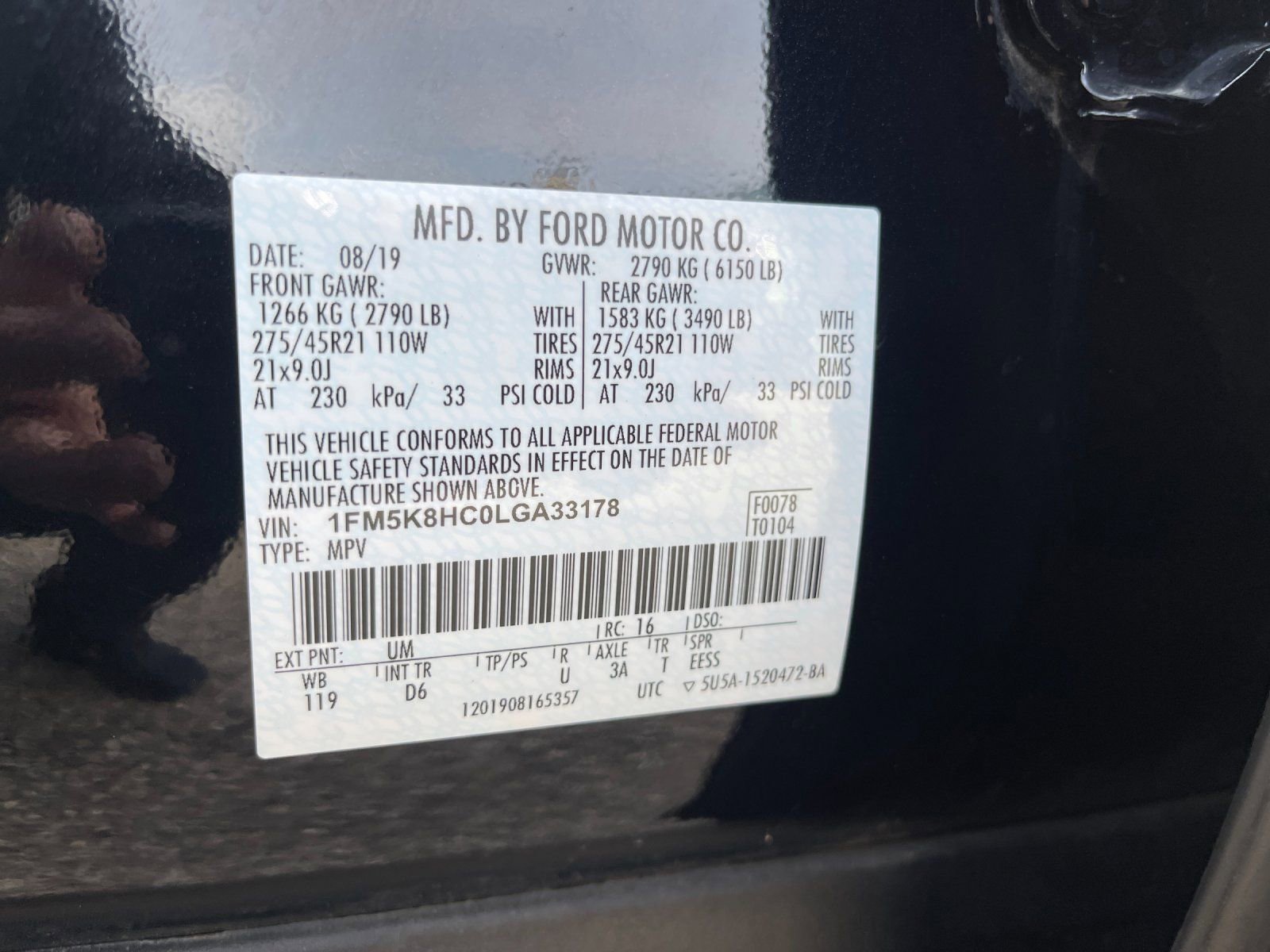 Used 2020 Ford Explorer Platinum w/ Premium Technology Package image 34