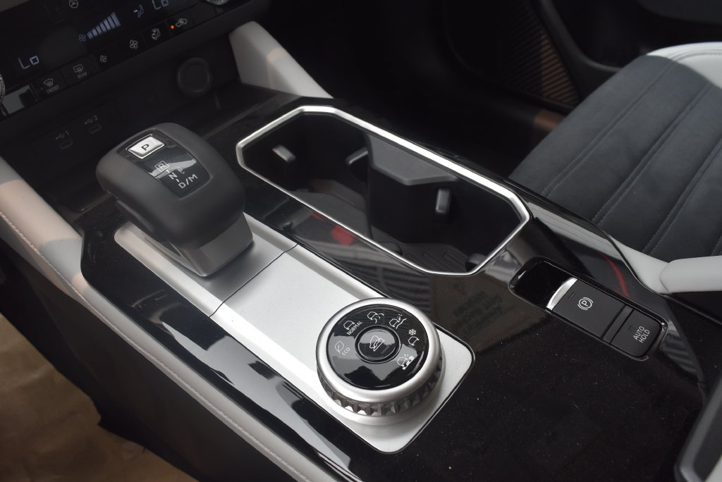 New 2026 Mitsubishi Outlander SE AWD/4WD image 19