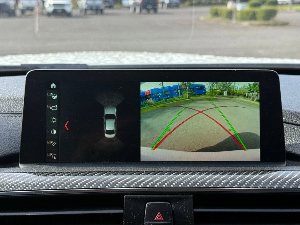 Used 2018 BMW M3 image 11