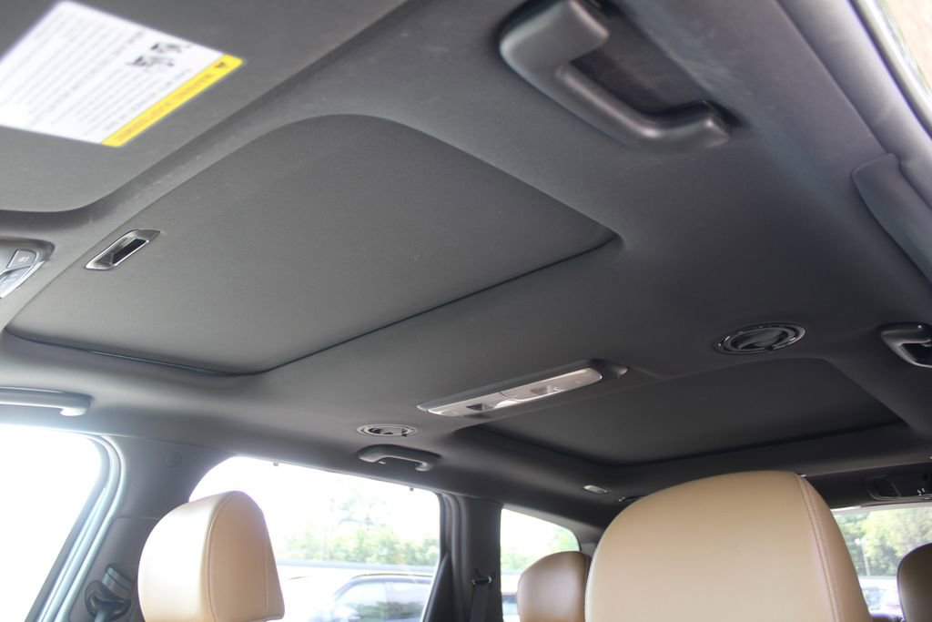 Used 2022 Kia Telluride SX w/ Towing Package FWD image 65