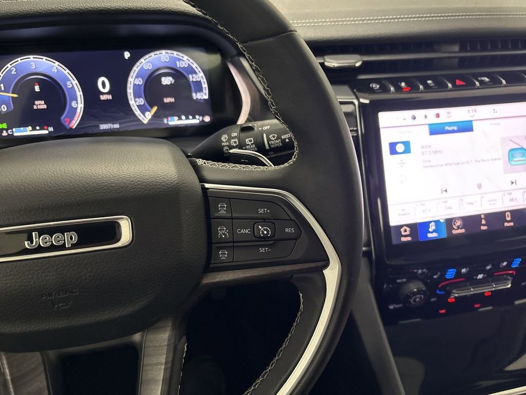 Used 2023 Jeep Grand Cherokee L Limited w/ Luxury Tech Group II image 54