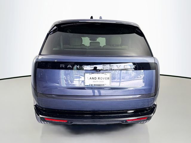 Certified 2025 Land Rover Range Rover Long Wheelbase SE image 6