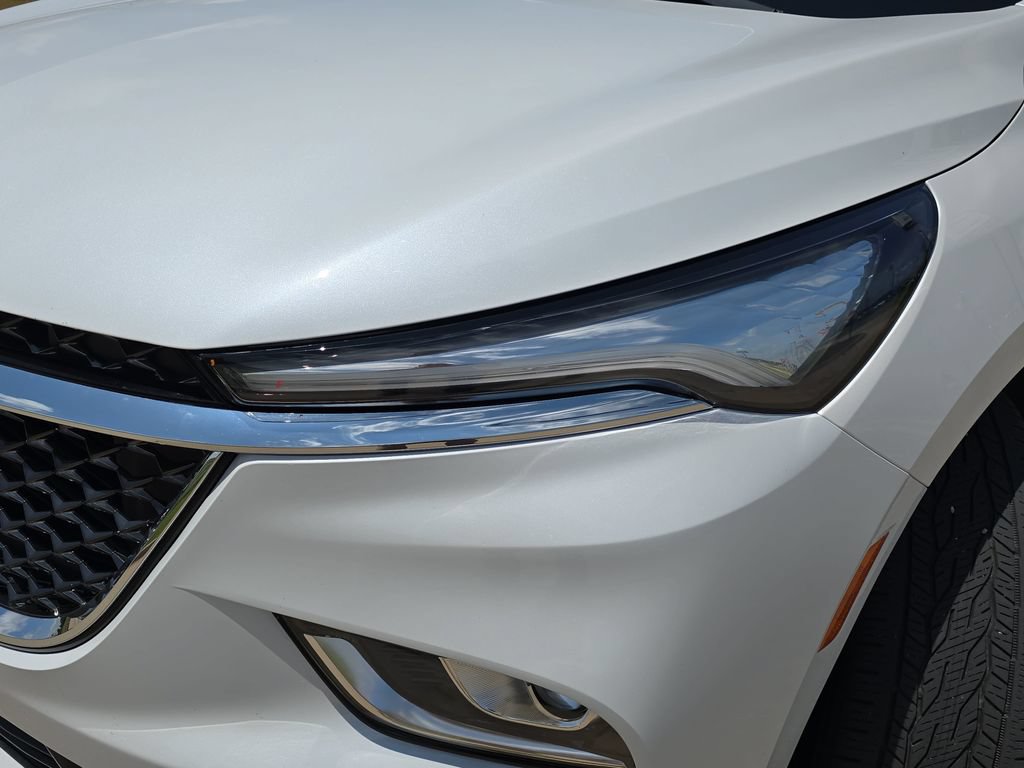 Used 2024 Buick Enclave Avenir w/ Trailering Package, 5000 lbs. FWD image 32