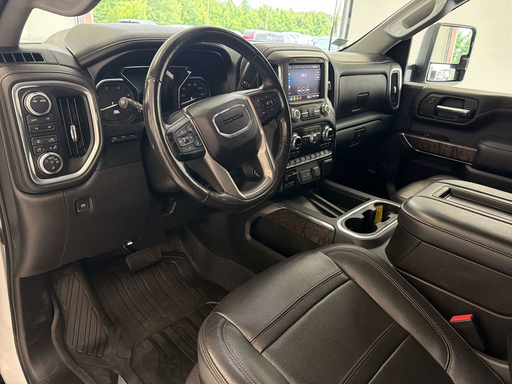 Used 2022 GMC Sierra 2500 Denali w/ Technology Package AWD/4WD image 10