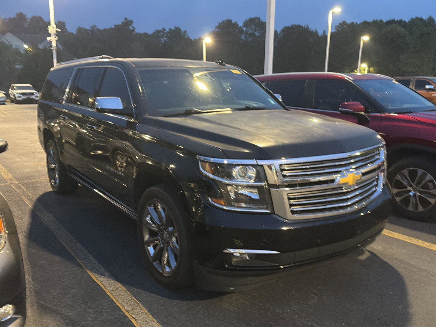 Used 2015 Chevrolet Suburban LTZ RWD image 6