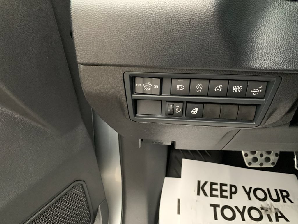 New 2026 Toyota Tundra SR5 AWD/4WD image 29