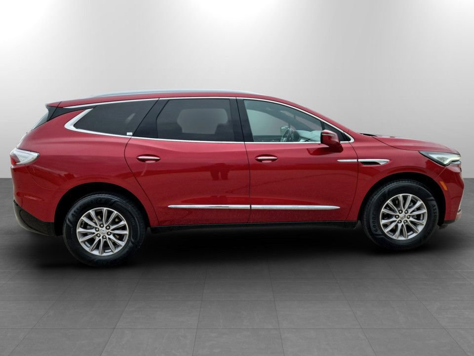 Used 2024 Buick Enclave Premium image 7