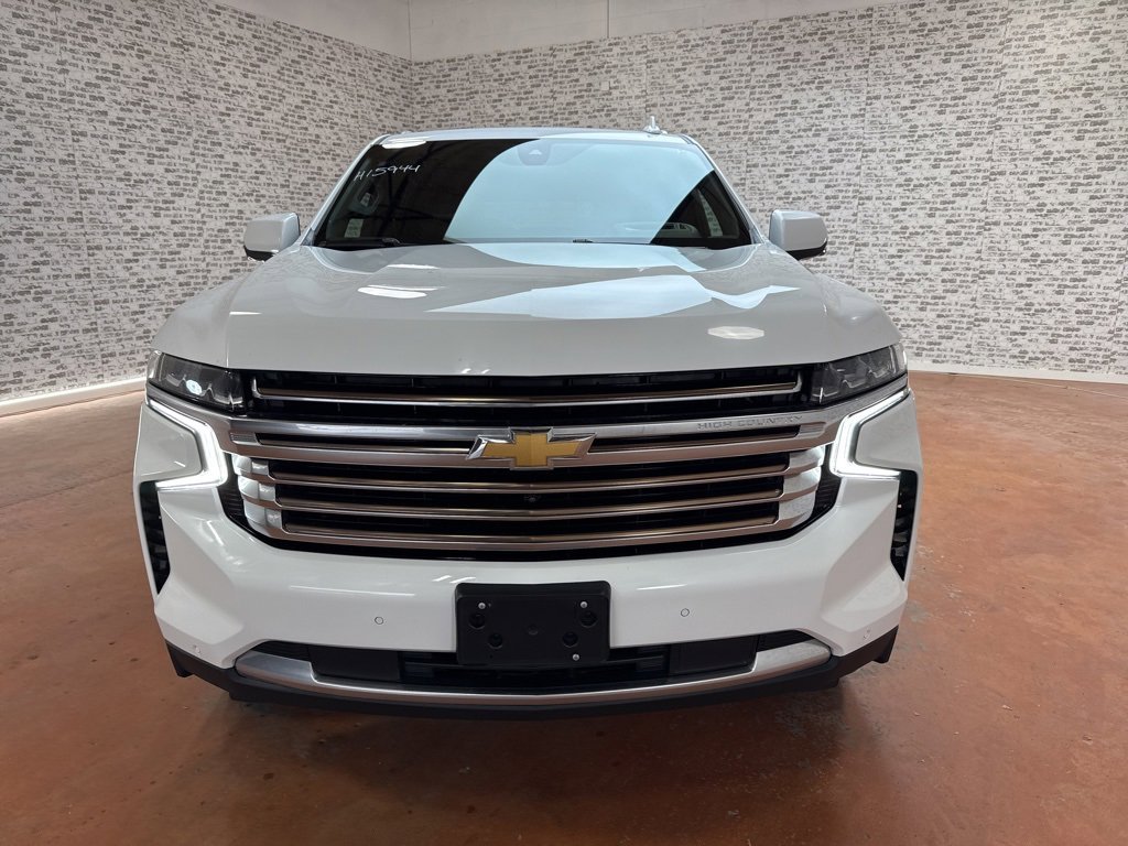 Used 2022 Chevrolet Suburban High Country image 2