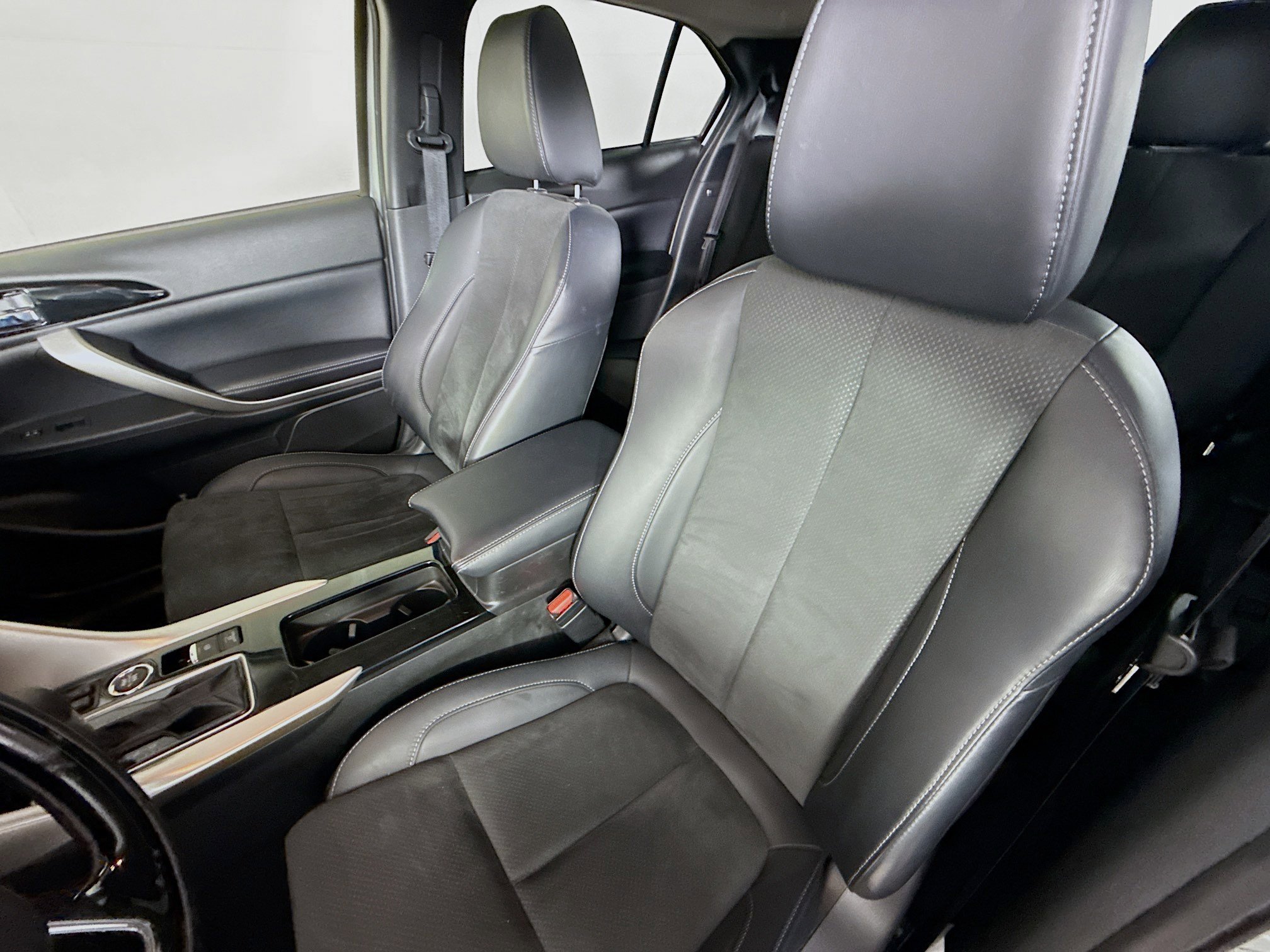 Used 2025 Mitsubishi Eclipse Cross SE image 26