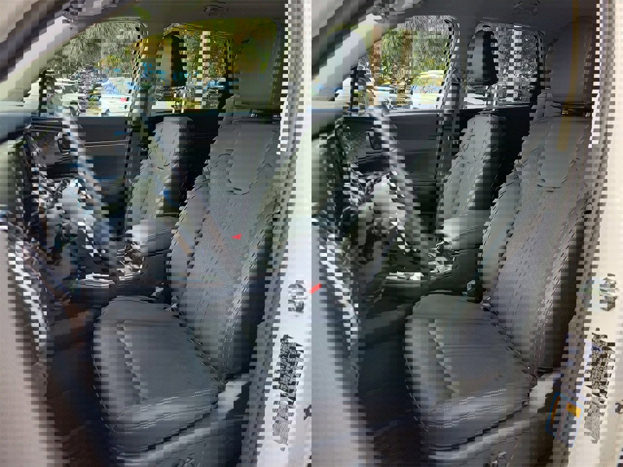 Used 2023 Kia Sorento EX image 17