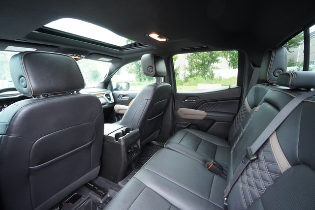 Used 2023 GMC Canyon Denali AWD/4WD image 23