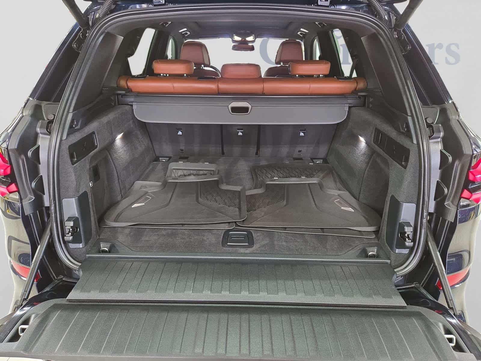Used 2024 BMW X5 M60i w/ Executive Package AWD/4WD image 4