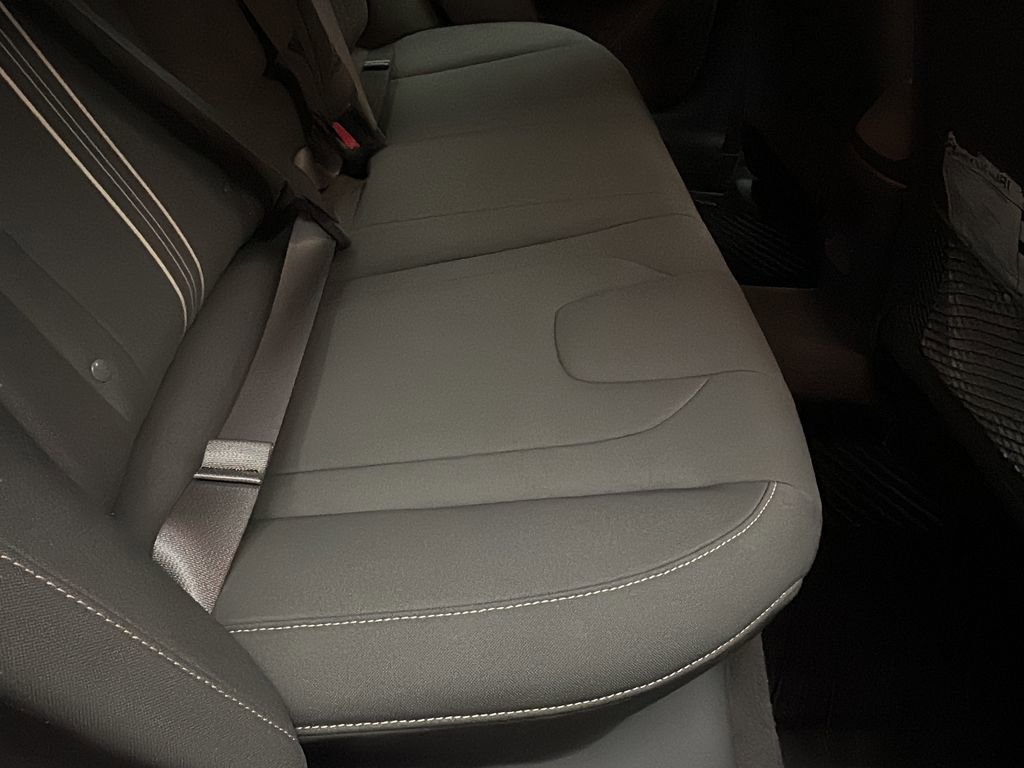 Used 2025 Hyundai Elantra SEL image 15