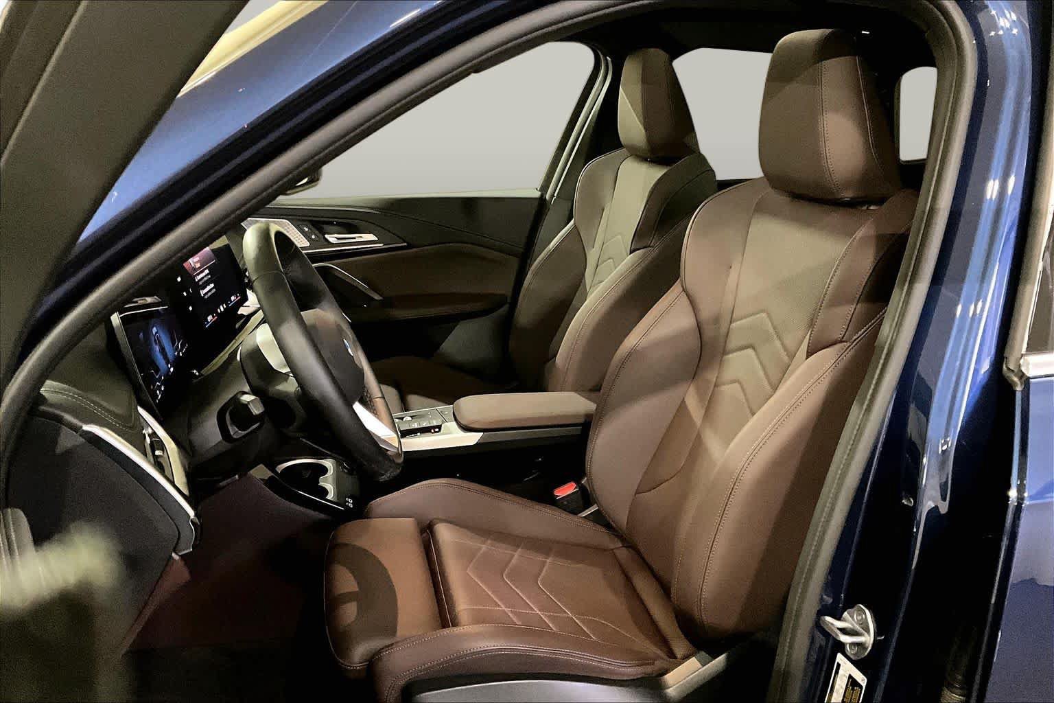 Certified 2025 BMW X1 xDrive28i w/ Premium Package AWD/4WD image 8