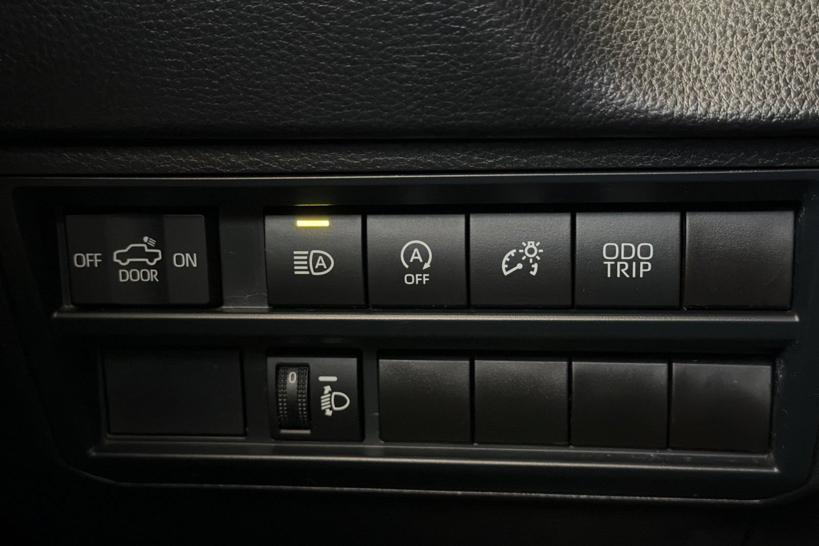Used 2024 Toyota Tundra SR5 w/ TRD Sport Package AWD/4WD image 29