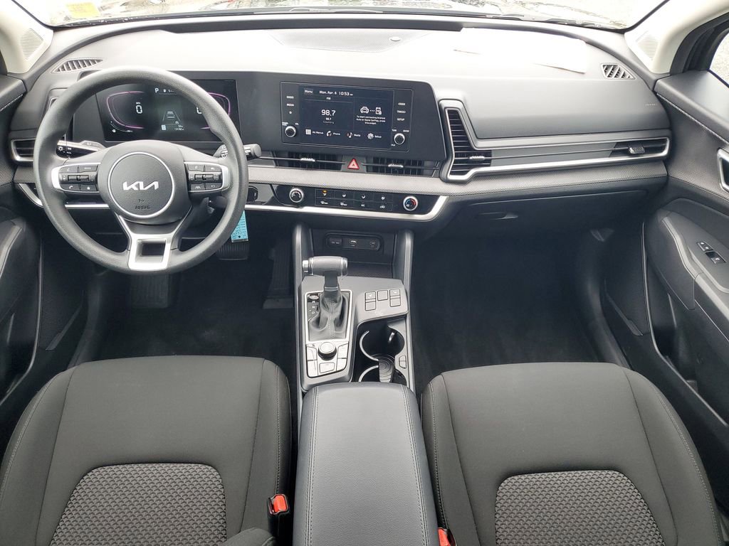 Used 2024 Kia Sportage LX image 24