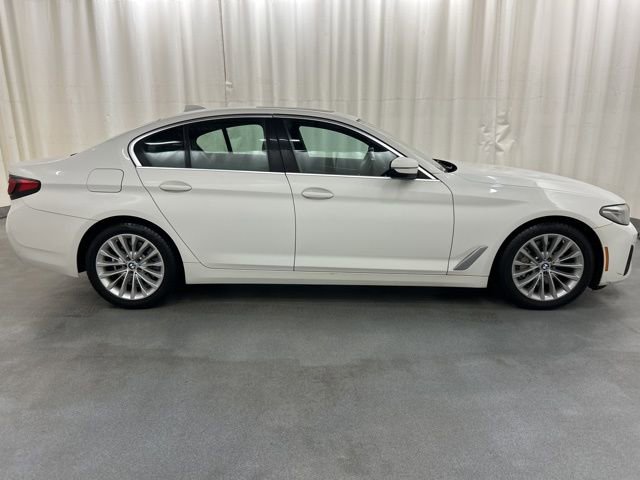 Used 2022 BMW 530i xDrive w/ Convenience Package image 7