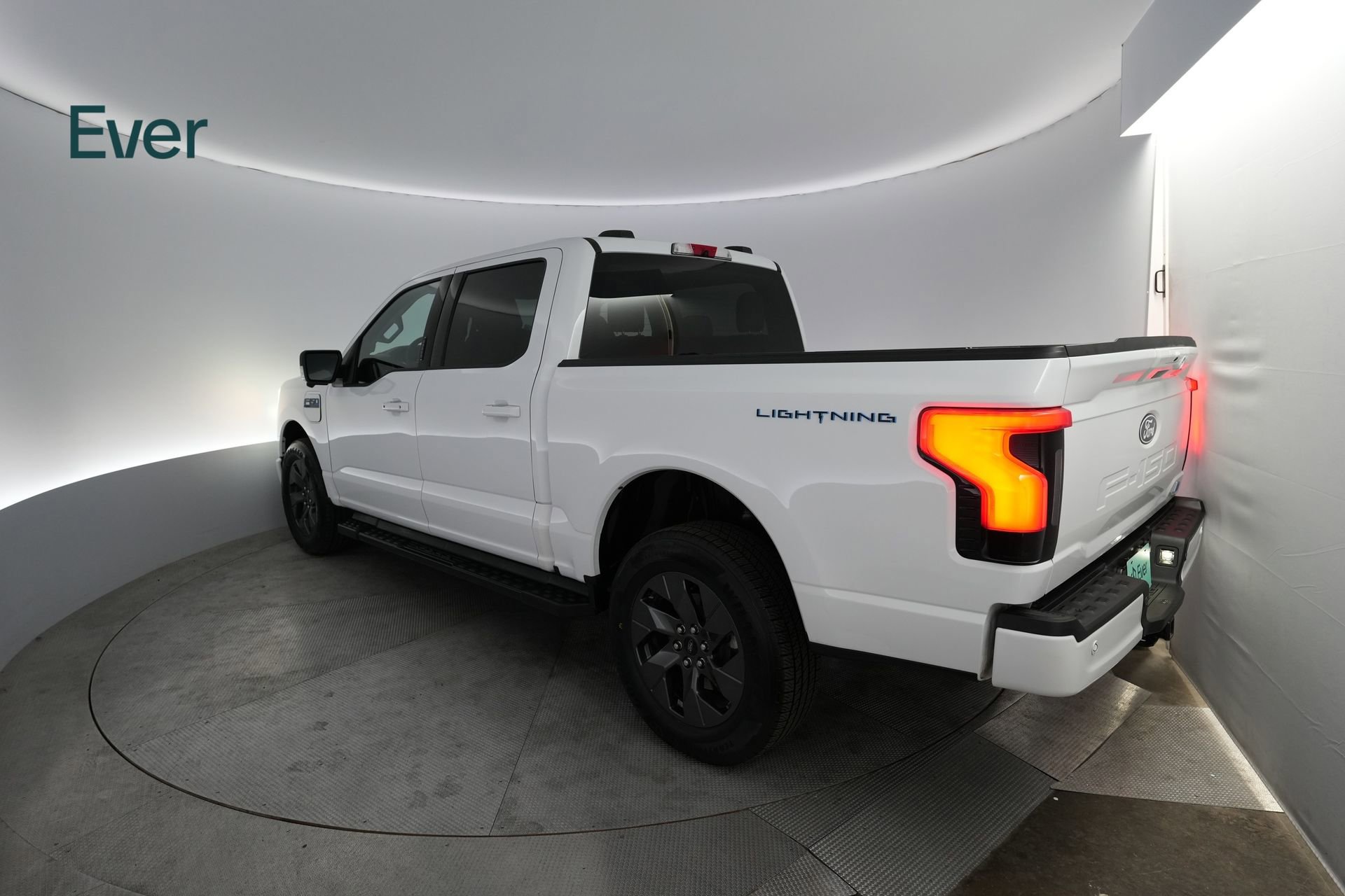 Used 2024 Ford F150 Lightning Flash image 3