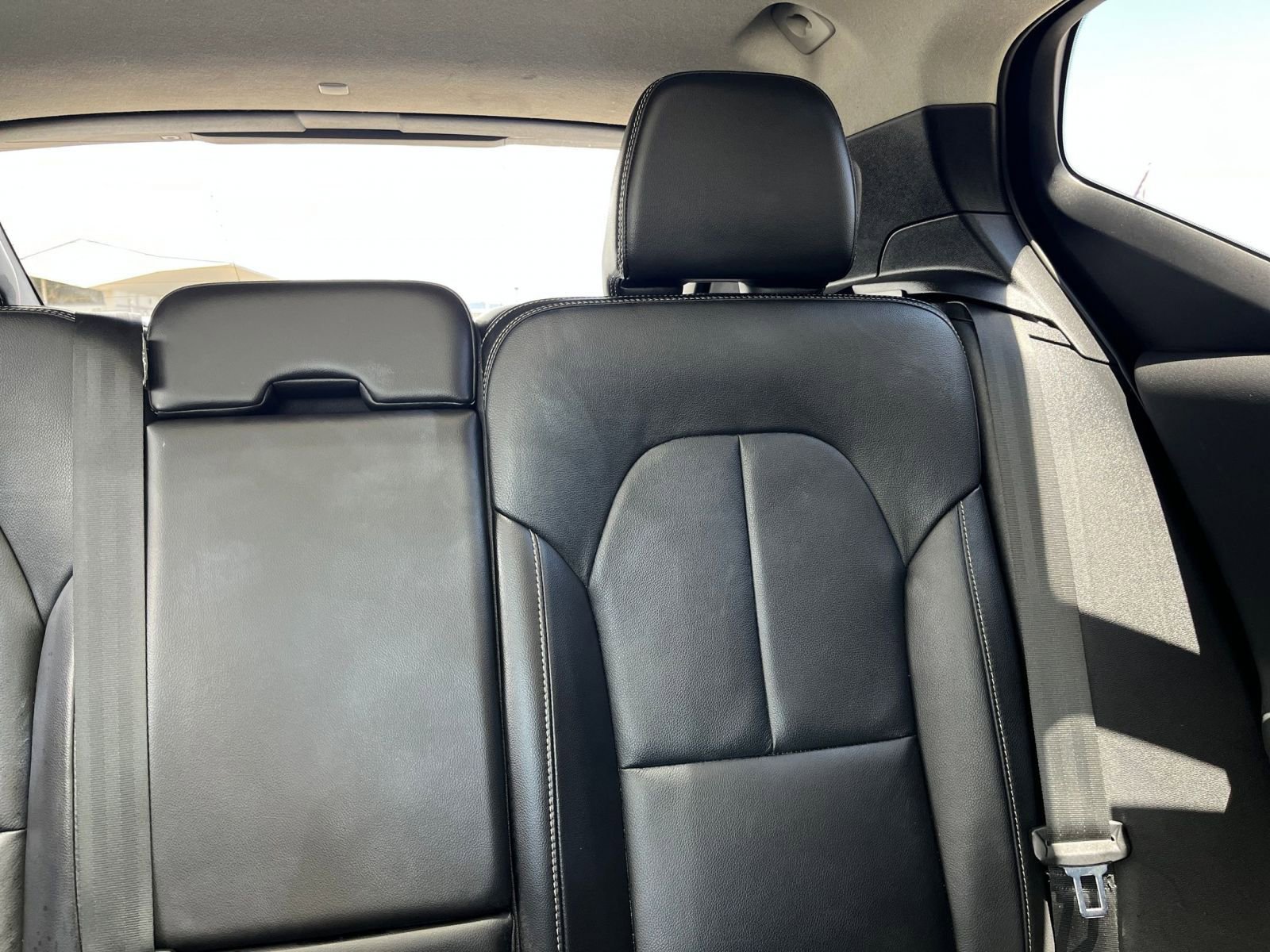 Used 2024 Volvo XC40 B5 Core AWD/4WD image 39