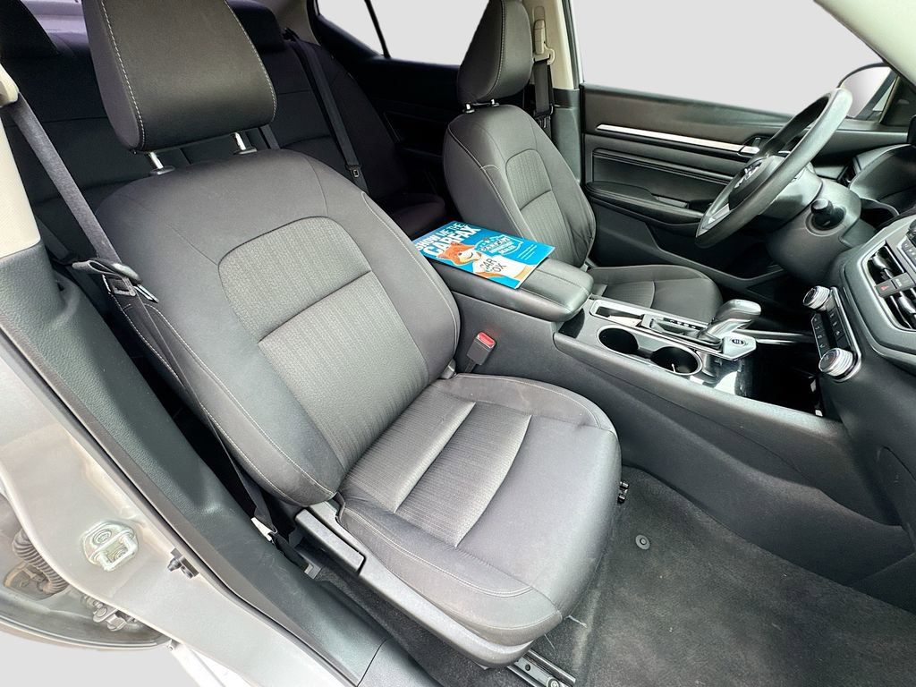 Used 2021 Nissan Altima 2.5 SV FWD image 29