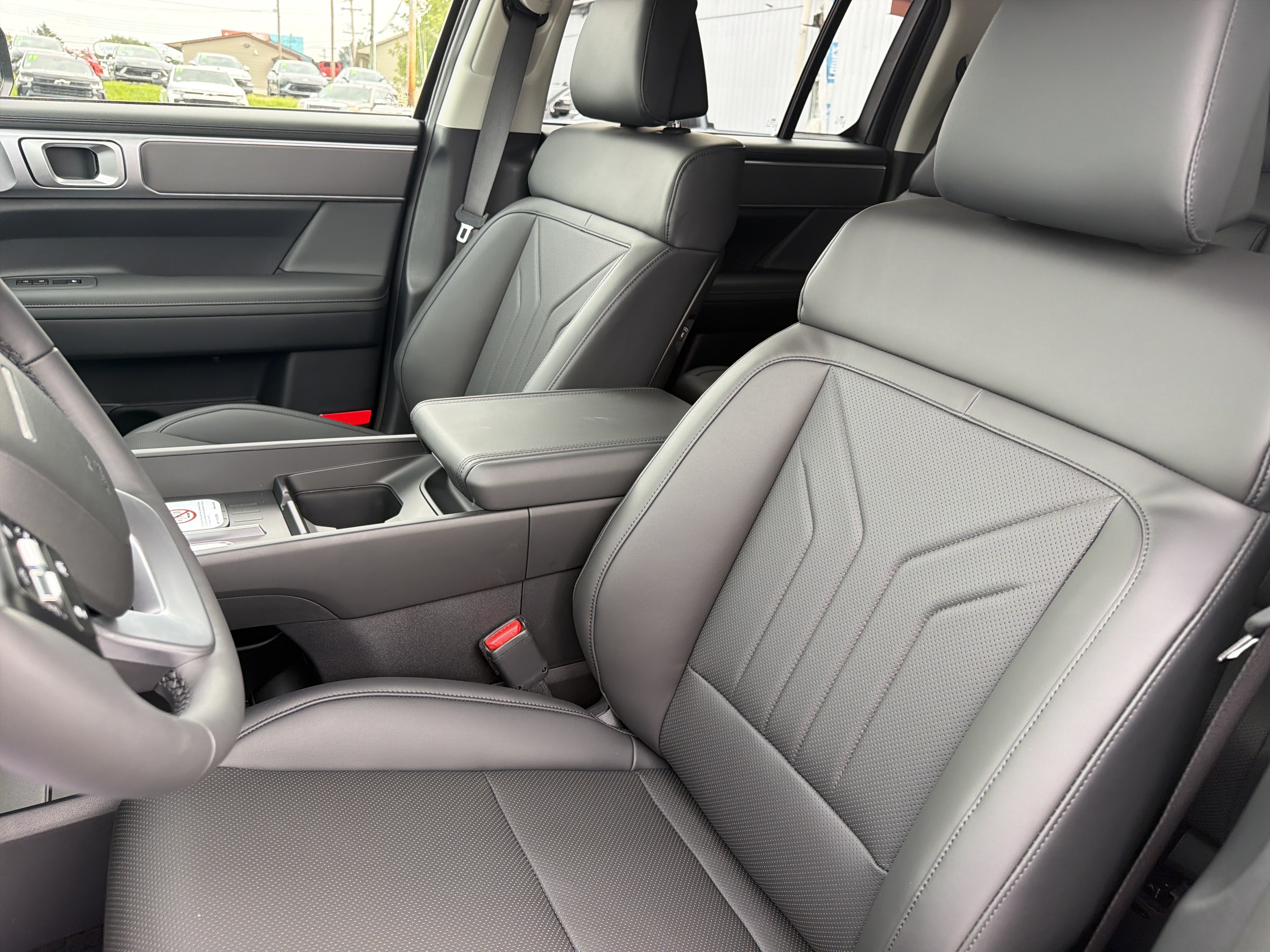 New 2027 Hyundai Santa Fe SEL AWD/4WD image 16
