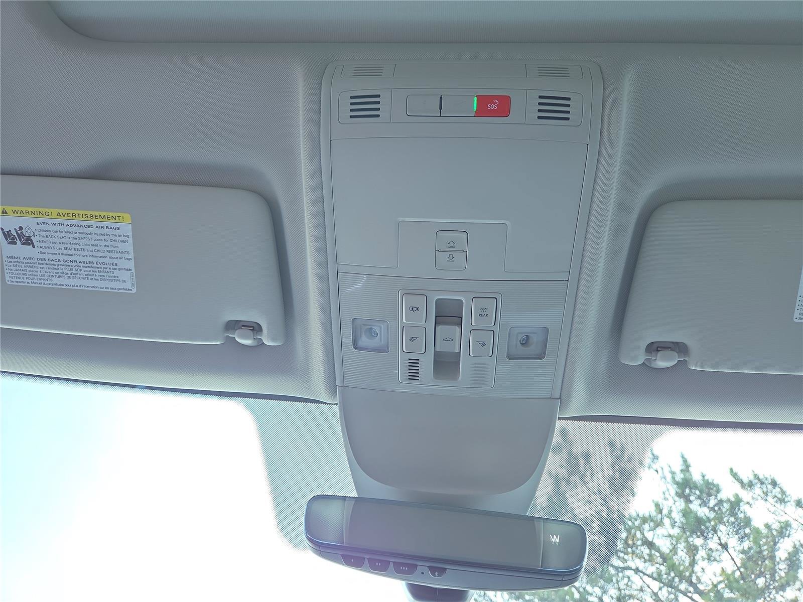 New 2026 Volkswagen Taos SE w/ Panoramic Sunroof Package FWD image 24