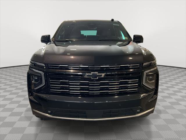 Used 2025 Chevrolet Suburban High Country AWD/4WD image 2