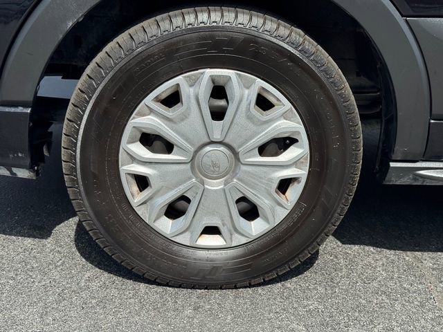 Used 2022 Ford Transit 350 XLT image 9