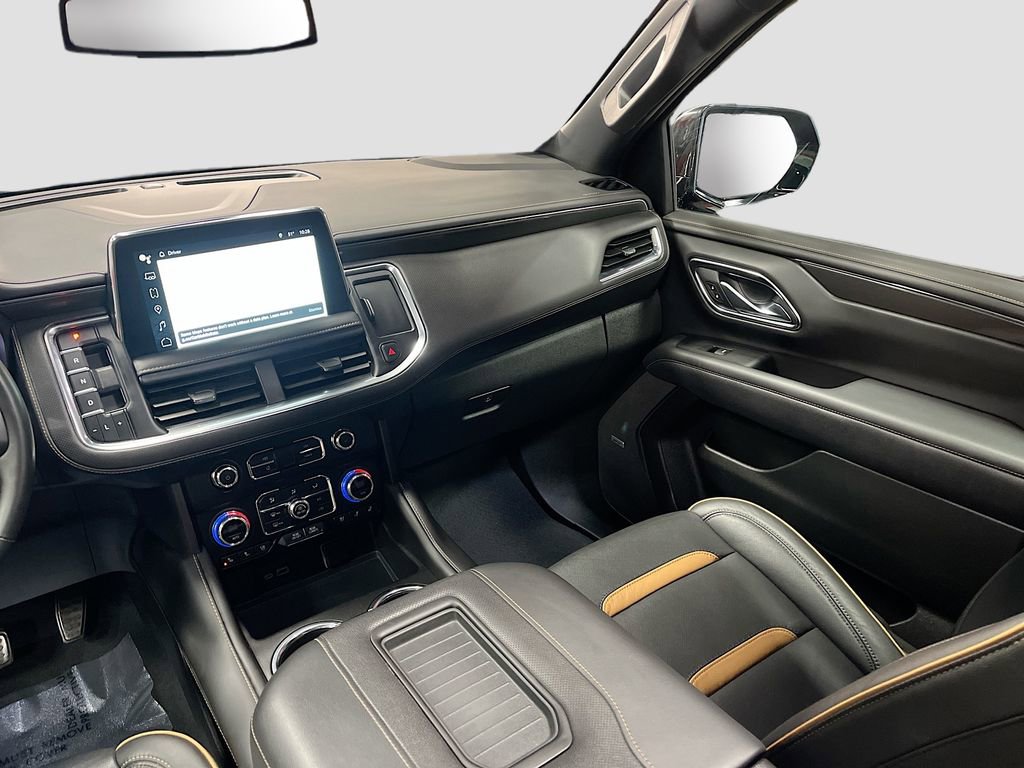 Used 2024 GMC Yukon XL AT4 w/ Technology Package image 25