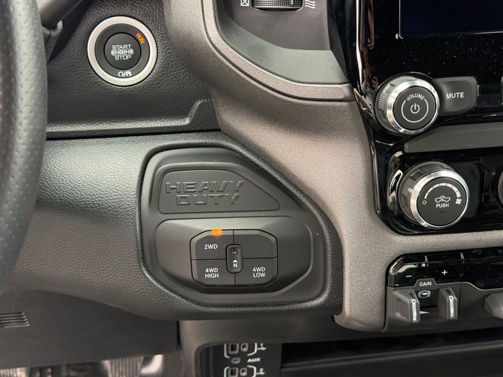 New 2026 RAM 3500 Tradesman AWD/4WD image 20