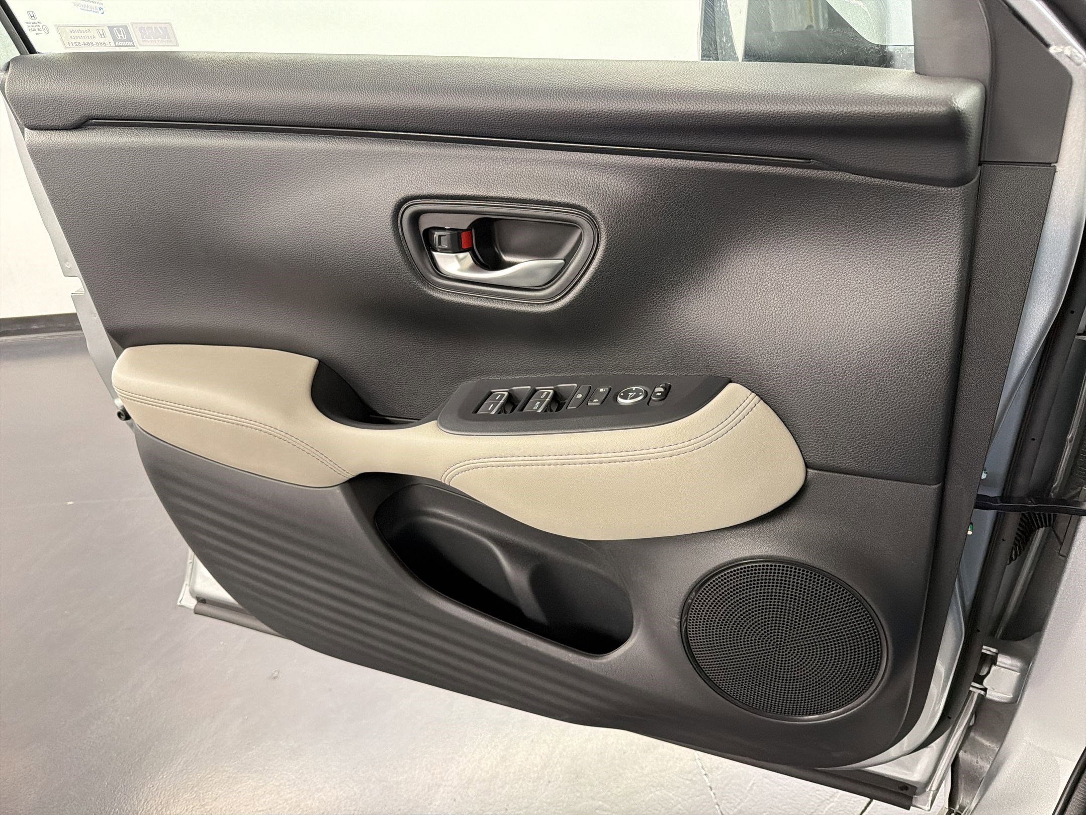 New 2027 Honda HR-V EX-L image 20