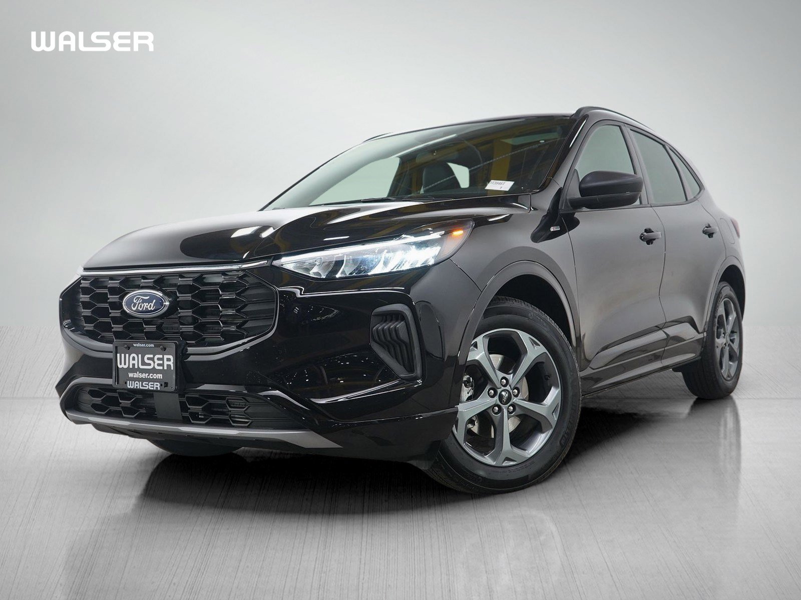 Used 2023 Ford Escape ST-Line w/ Tech Pack #1 video 1