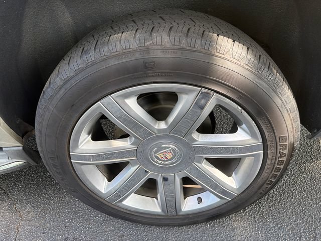Used 2015 Cadillac Escalade ESV Luxury RWD image 20