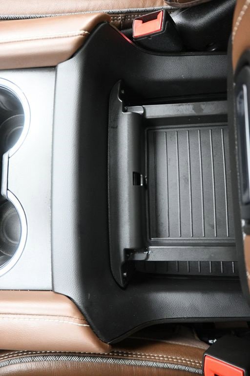 Used 2023 Chevrolet Suburban High Country w/ Premium Package 2 image 30