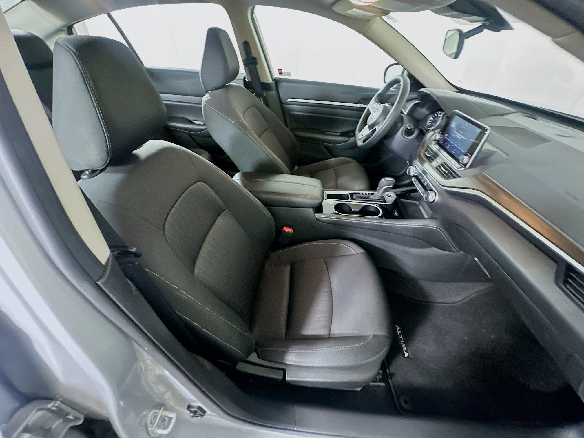 Used 2023 Nissan Altima 2.5 SV image 28