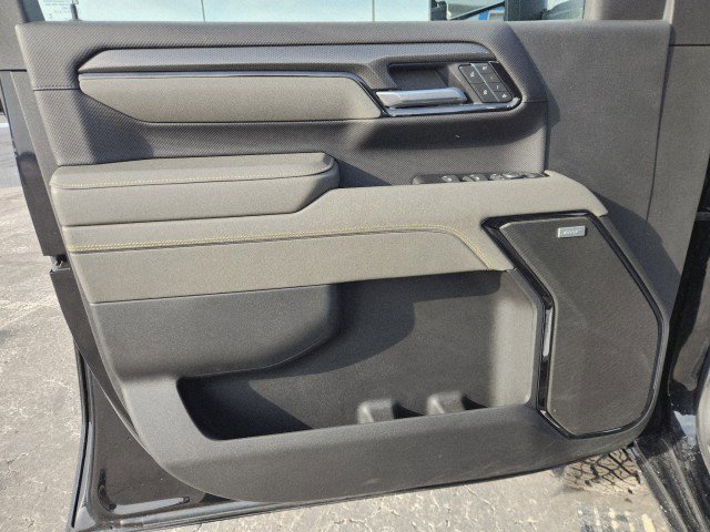 Used 2025 Chevrolet Silverado 2500 ZR2 w/ Technology Package image 36